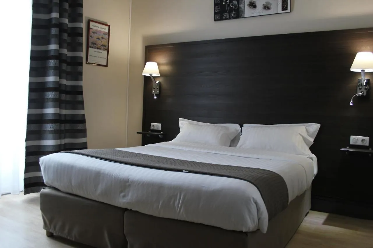Hotel Univers Carpentras