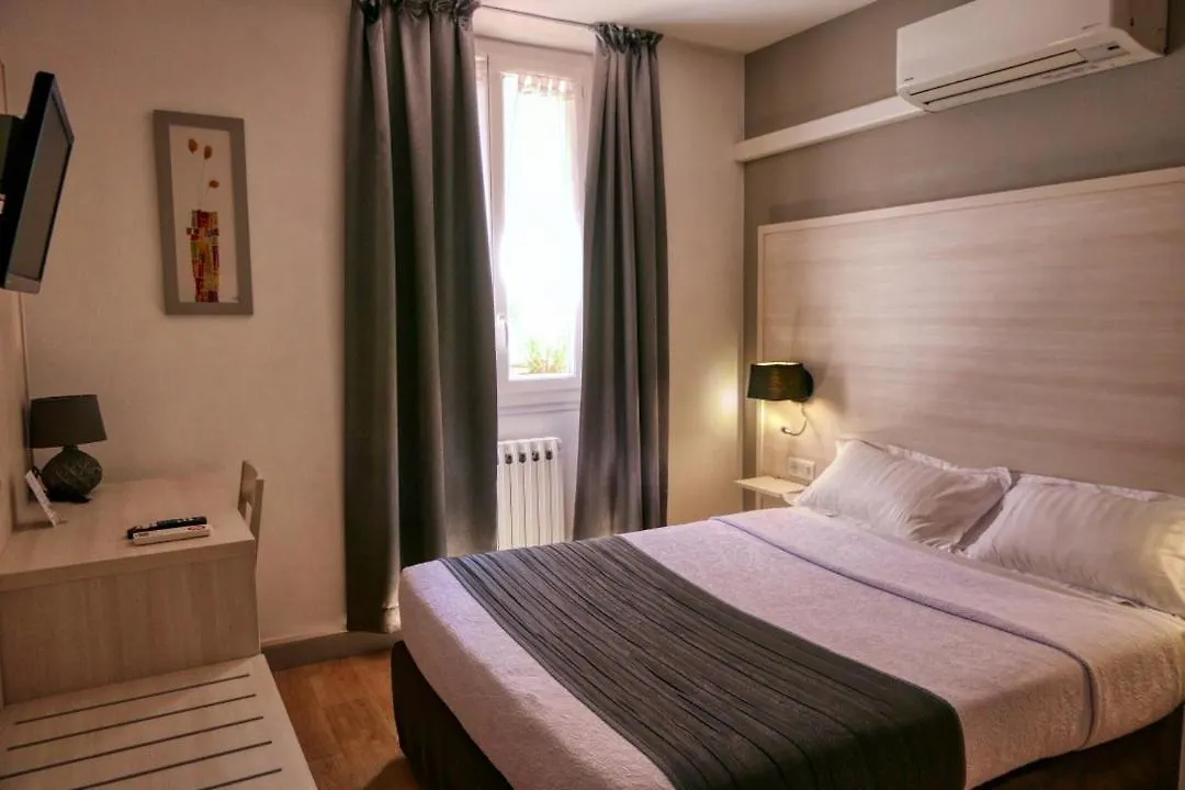 Hotel Univers Carpentras