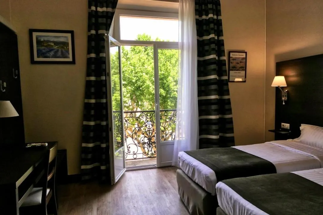 Hotel Univers Carpentras
