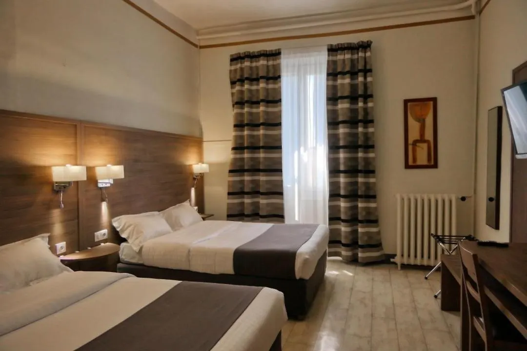 Hotel Univers Carpentras France